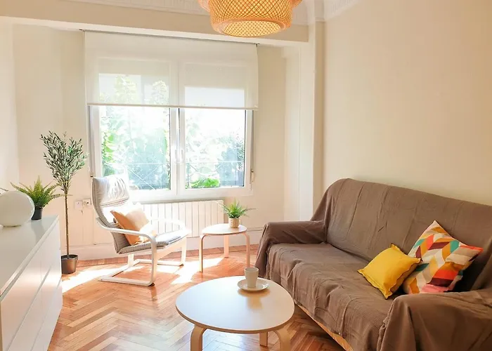 Maria Diaz De Haro Center