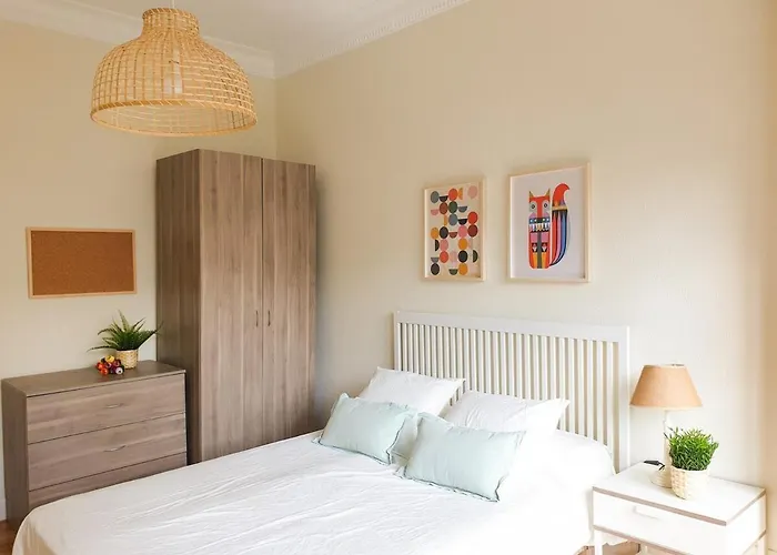 Maria Diaz De Haro Center Apartment *