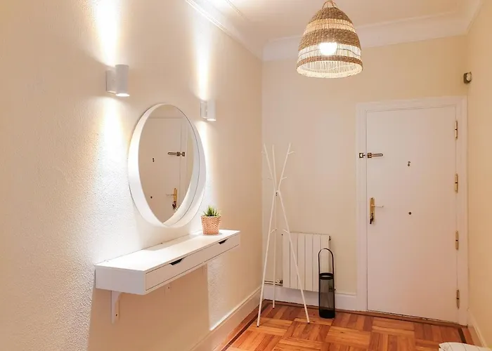 Maria Diaz De Haro Center Apartment Bilbao
