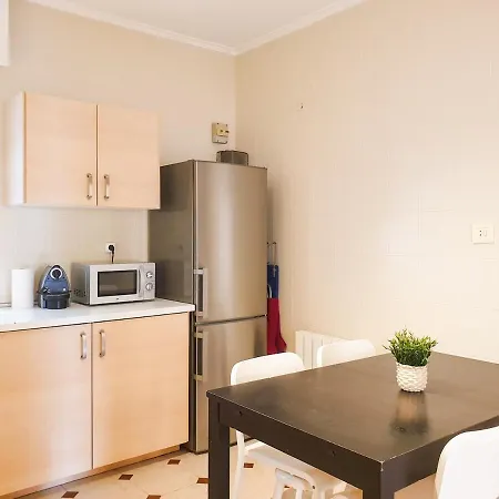 Apartment Maria Diaz De Haro Center