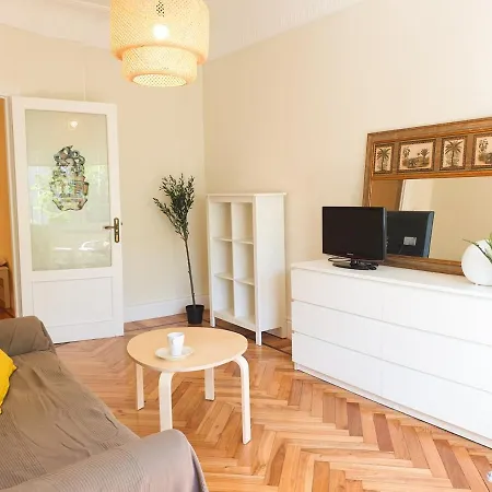 Maria Diaz De Haro Center *